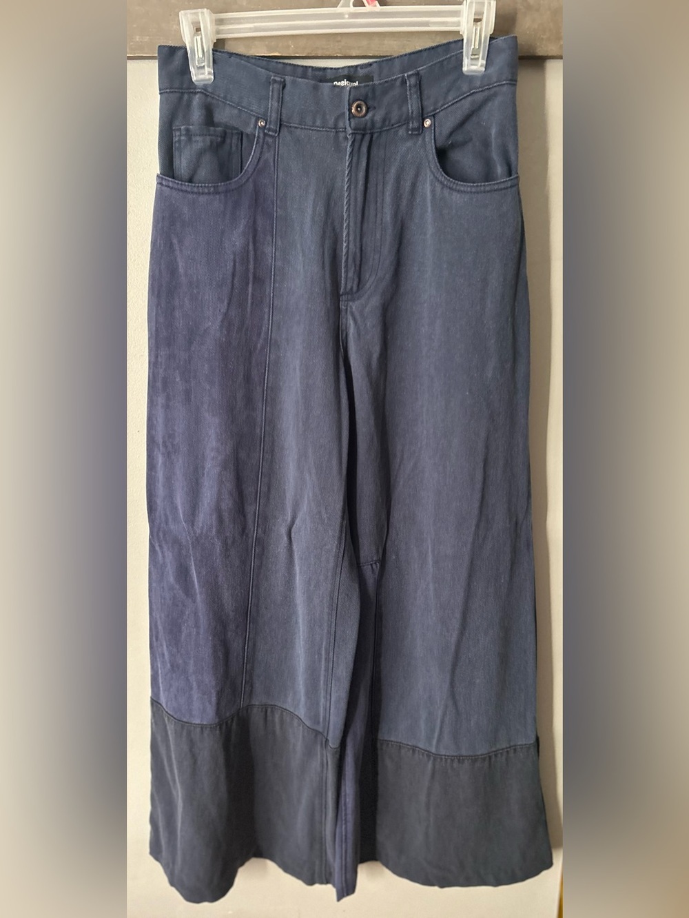 Desigual lyocell cropped pants - Picture 9 of 16